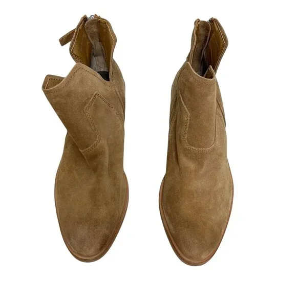 NWOT Dolce Vita Titus Suede Leather Slip On women's ankle booties size 9 - Picture 2 of 8